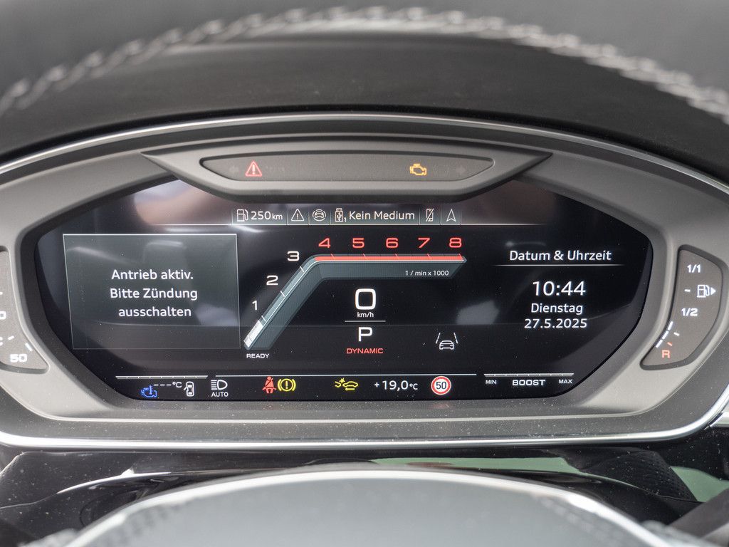 Audi S8 2025