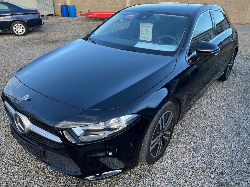 Mercedes-Benz A 180 2022