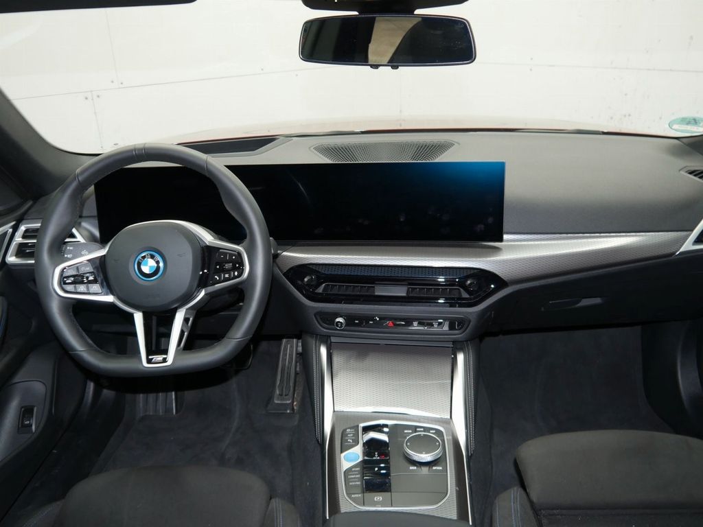 BMW i4 2024