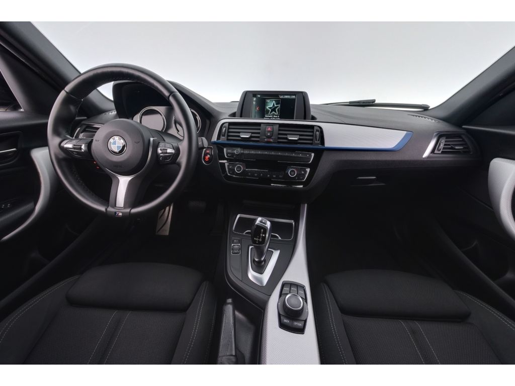 BMW 118 2019