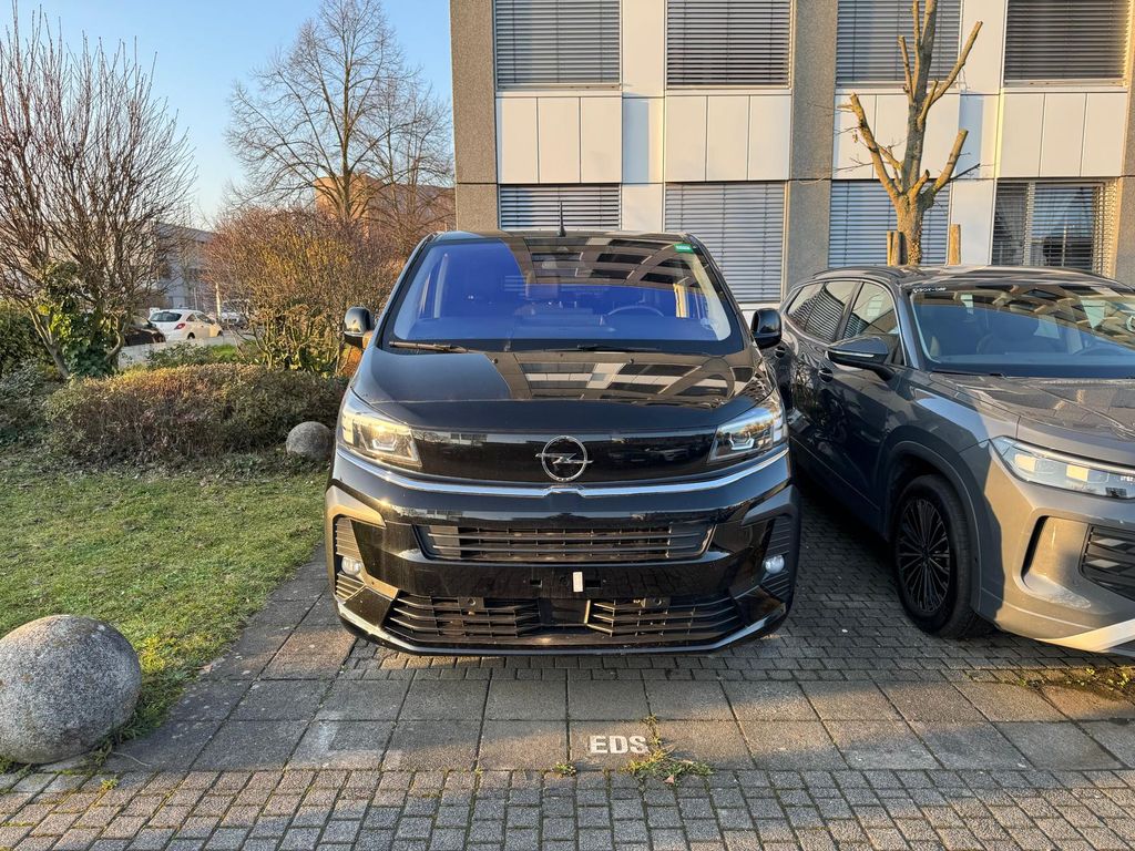 Opel Zafira 2024