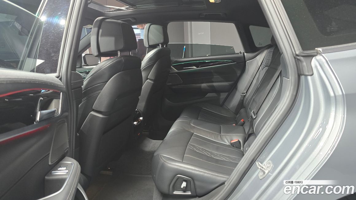 BMW Gran Turismo 2023