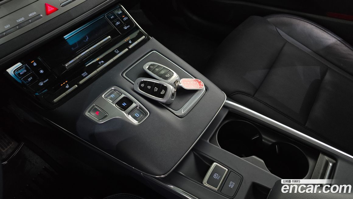 Hyundai Grandeur 2020