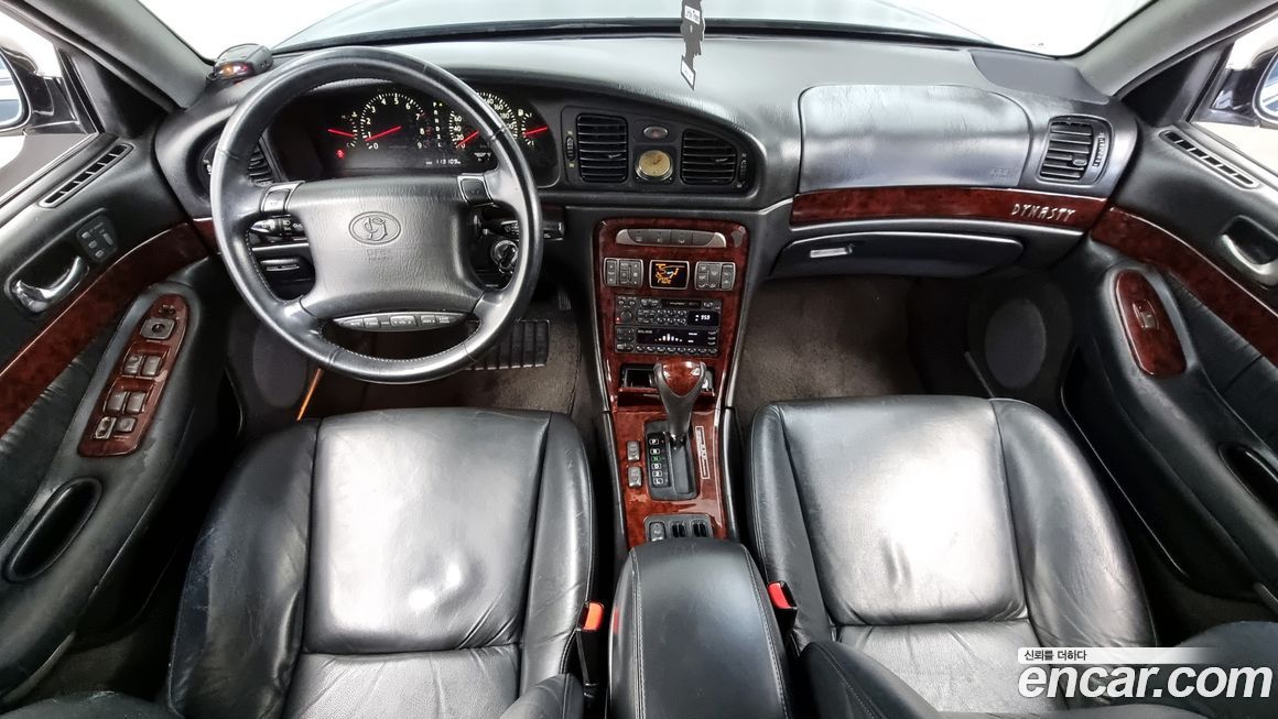 Hyundai Dynasty 2002