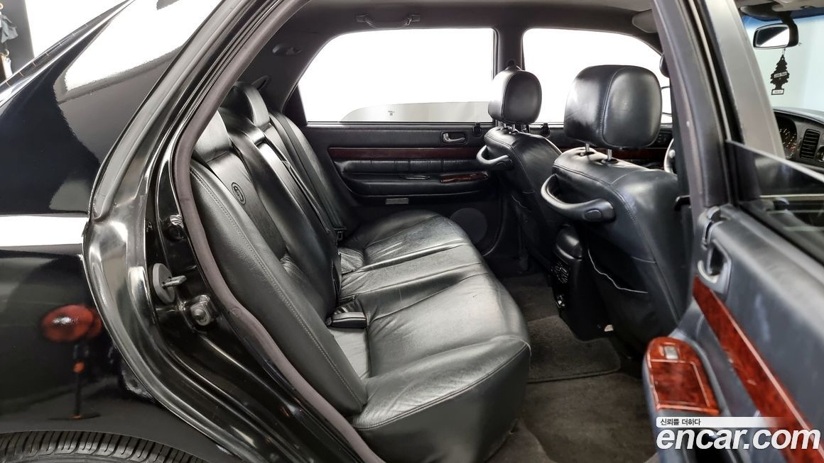 Hyundai Dynasty 2002