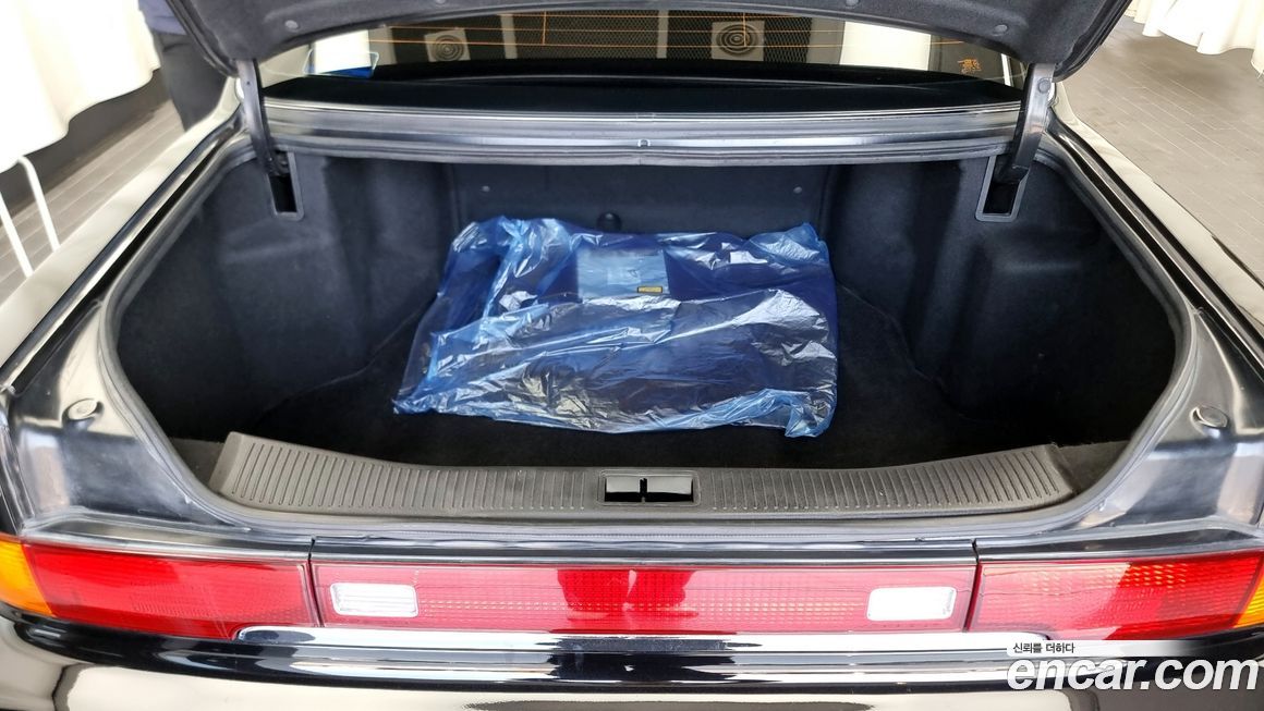 Hyundai Dynasty 2002