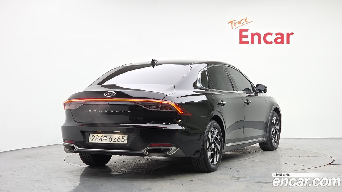 Hyundai Grandeur 2022