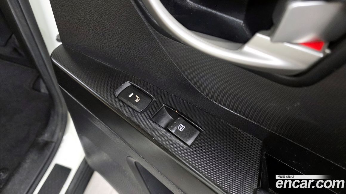 KG_Mobility_Ssangyong KORANDO 2013