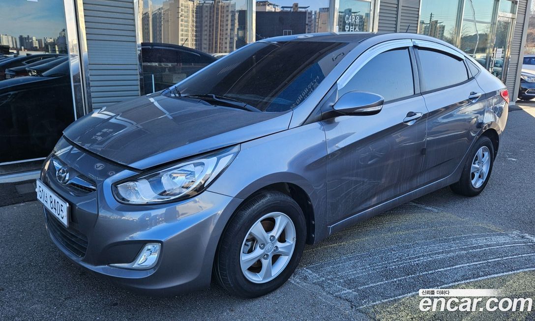 Hyundai Accent 2015
