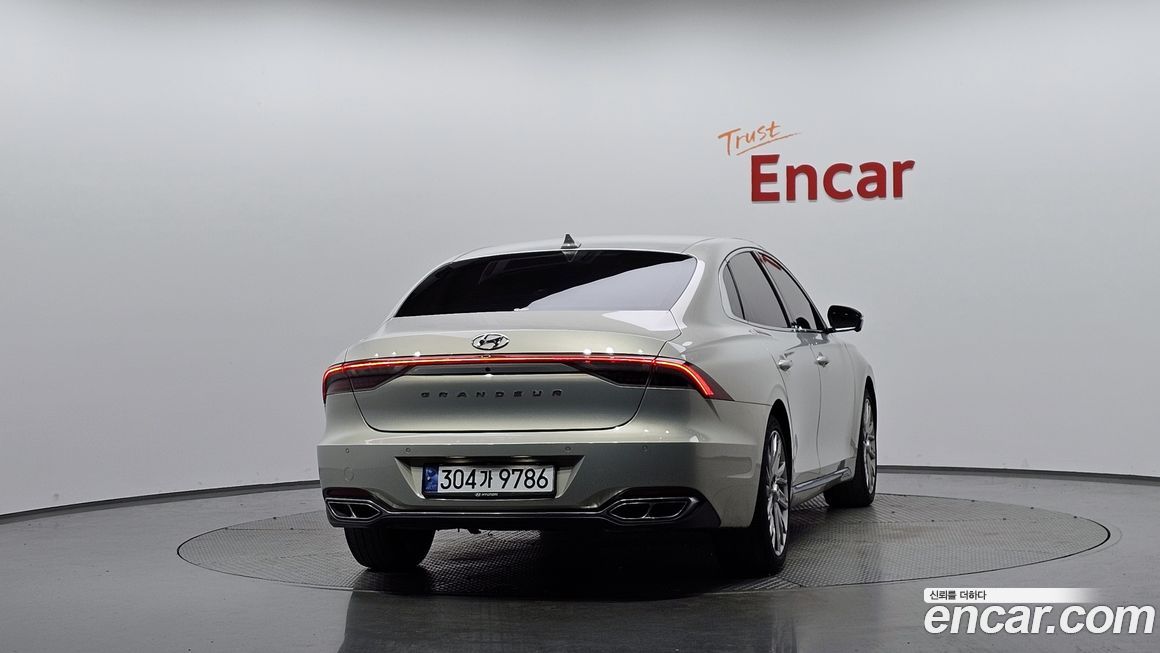 Hyundai Grandeur 2020