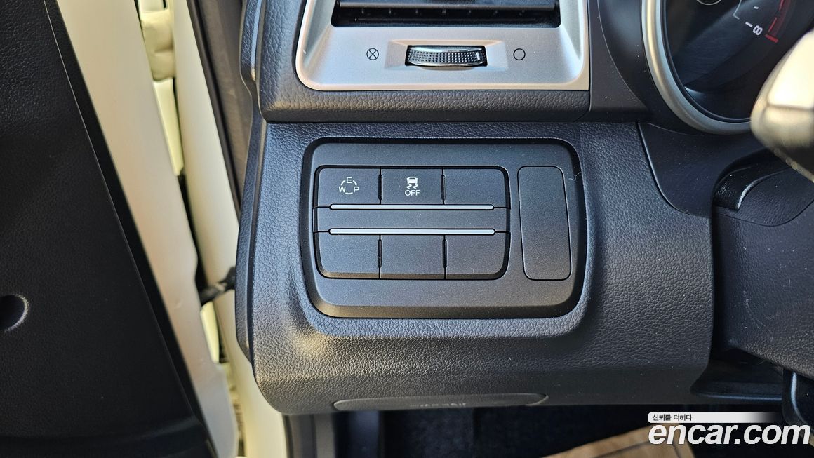 KG_Mobility_Ssangyong TIBOLI 2016