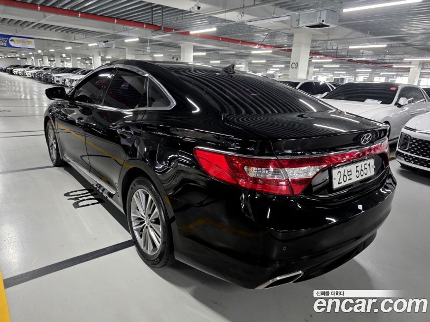 Hyundai Grandeur 2016