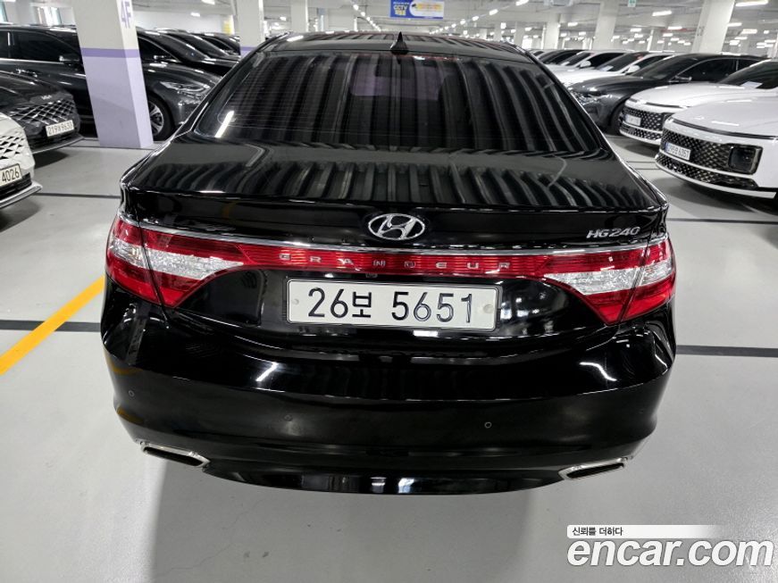 Hyundai Grandeur 2016