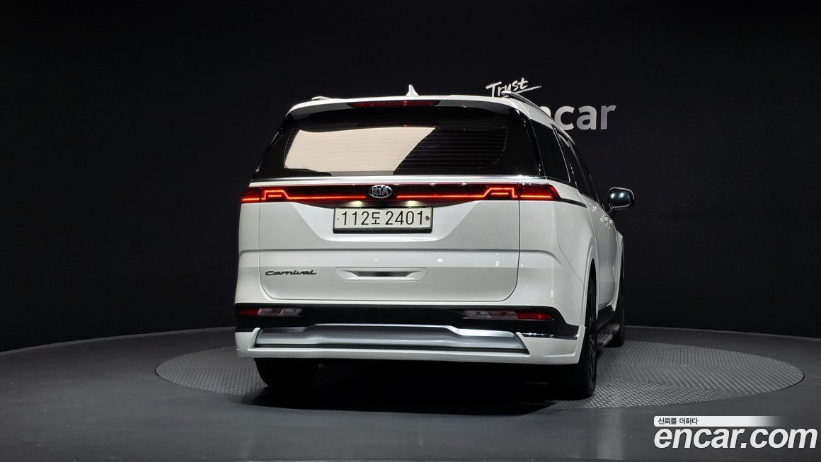 Kia Canival 2021