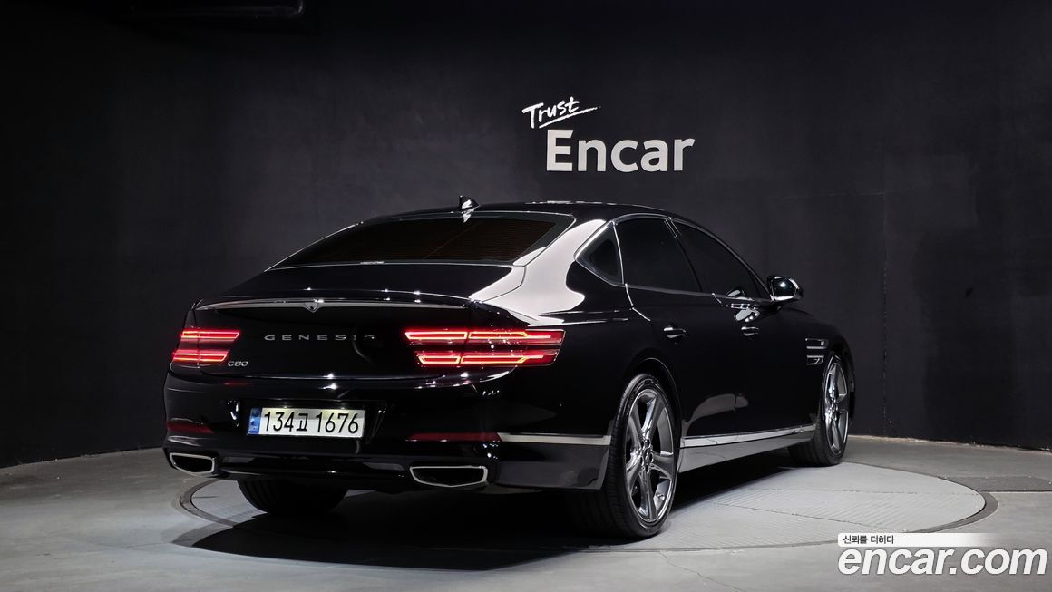 Genesis G80 2022