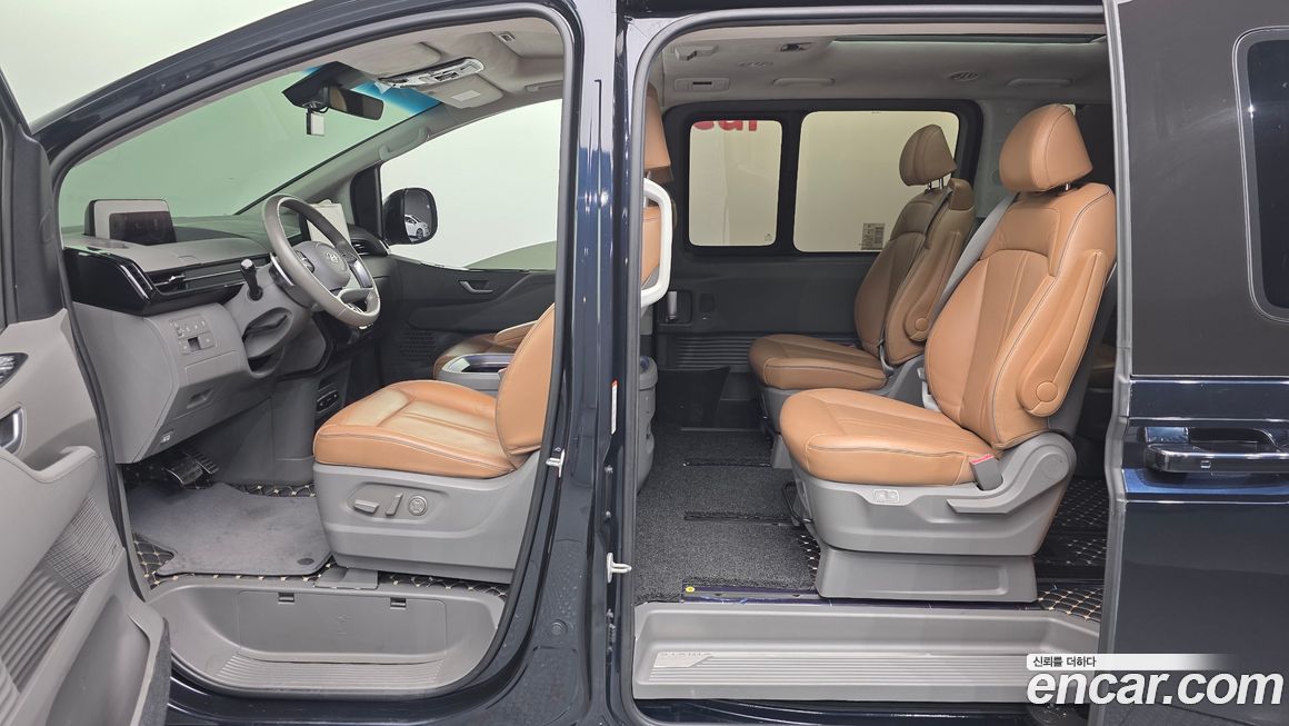 Hyundai Staria 2022