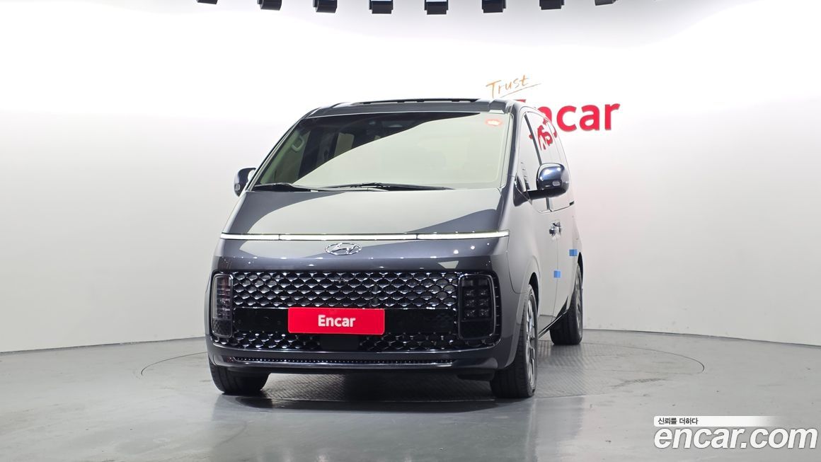 Hyundai Staria 2022