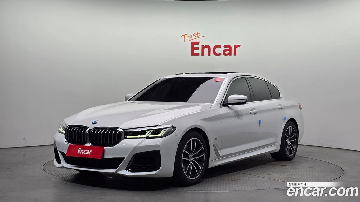 BMW 5-Series 2023