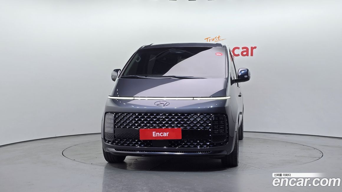 Hyundai Staria 2023