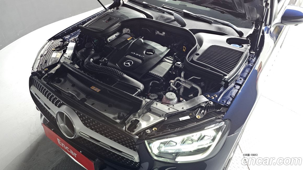 Mercedes-Benz GLC-Class 2023