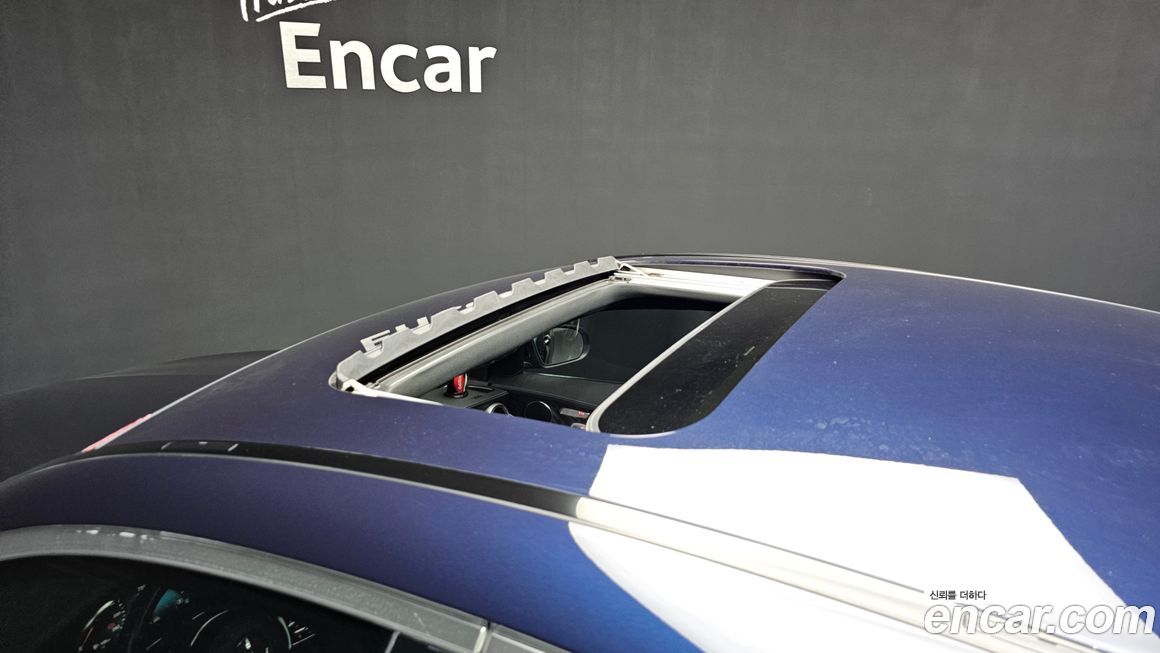 Mercedes-Benz GLC-Class 2023