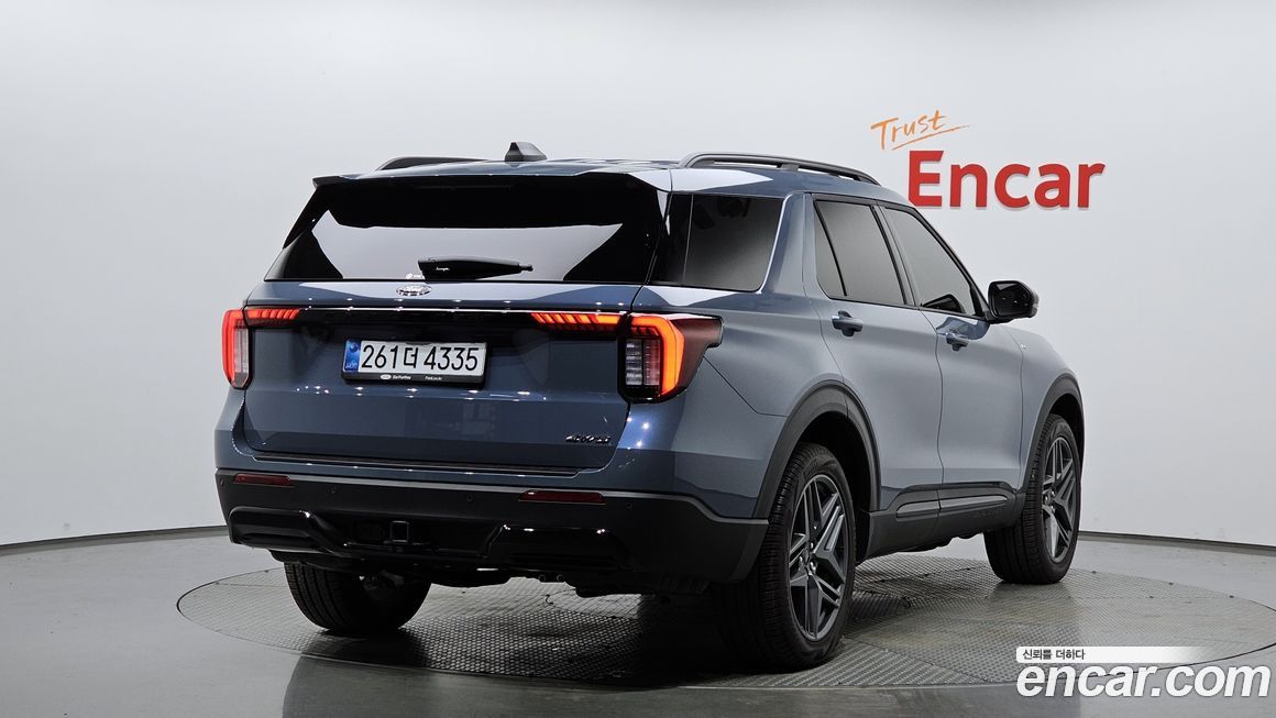 Ford Explorer 2025