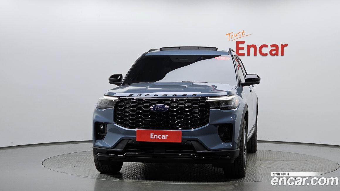 Ford Explorer 2025