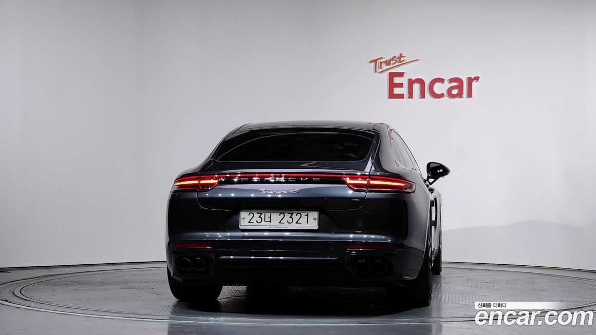 Porsche Panamera 2019