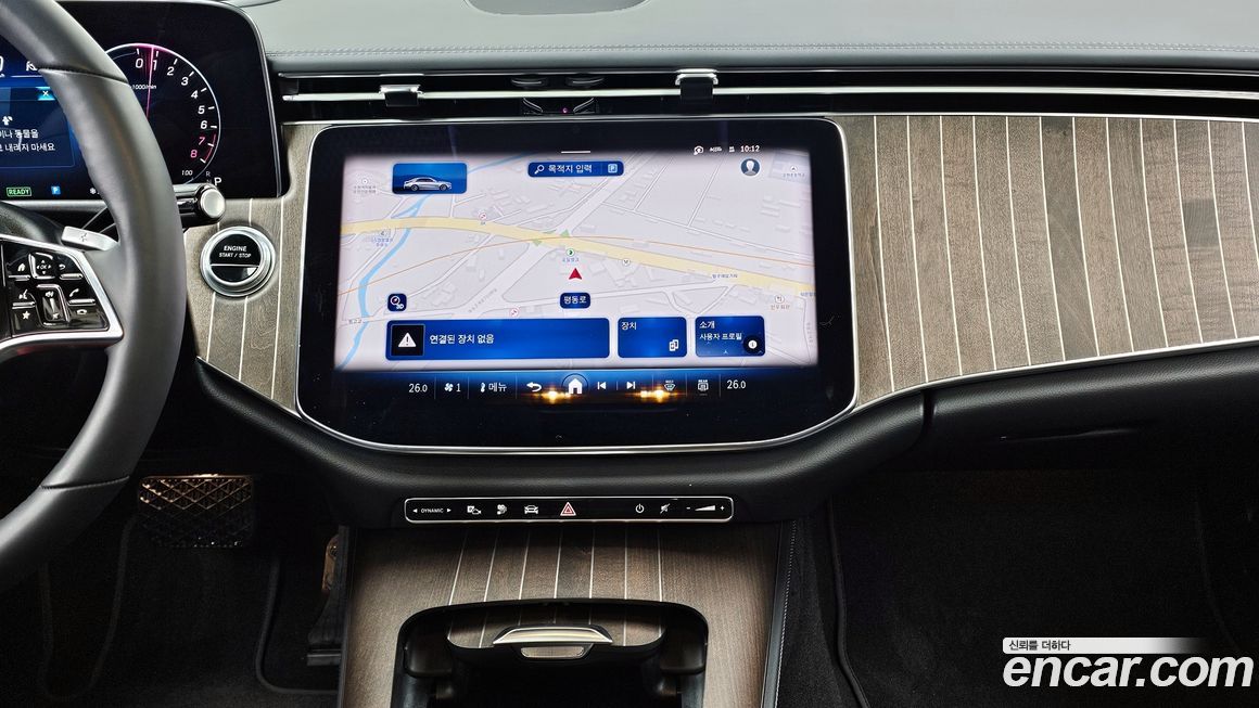 Mercedes-Benz E-Class 2025