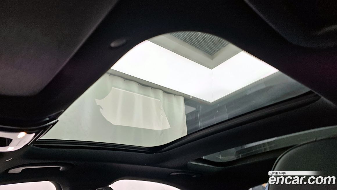 Mercedes-Benz E-Class 2025