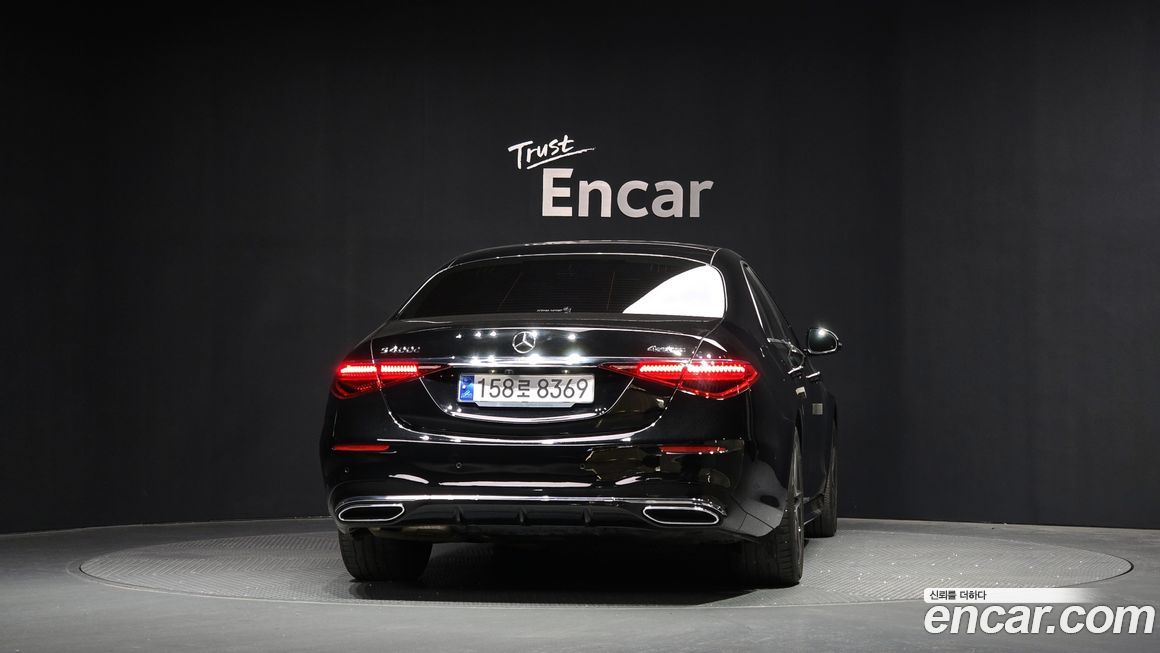 Mercedes-Benz S-Class 2021