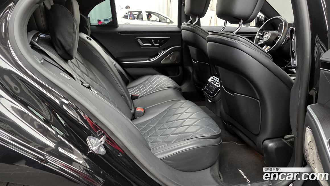 Mercedes-Benz S-Class 2021