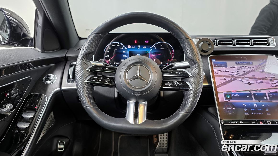 Mercedes-Benz S-Class 2021