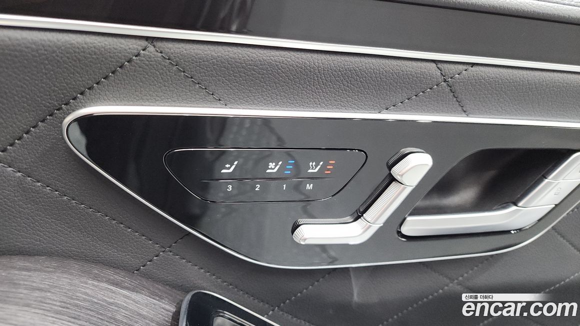 Mercedes-Benz S-Class 2021