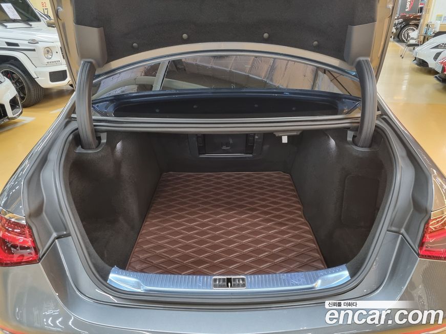 Mercedes-Benz S-Class 2022