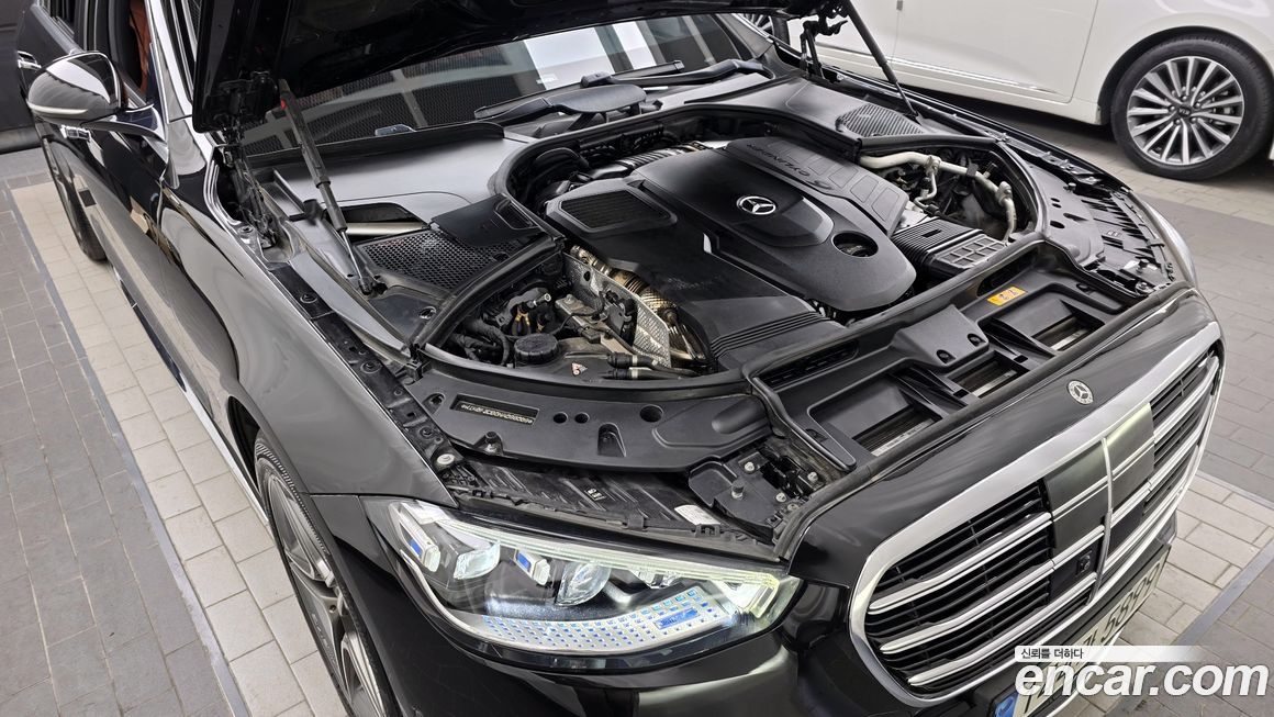 Mercedes-Benz S-Class 2022