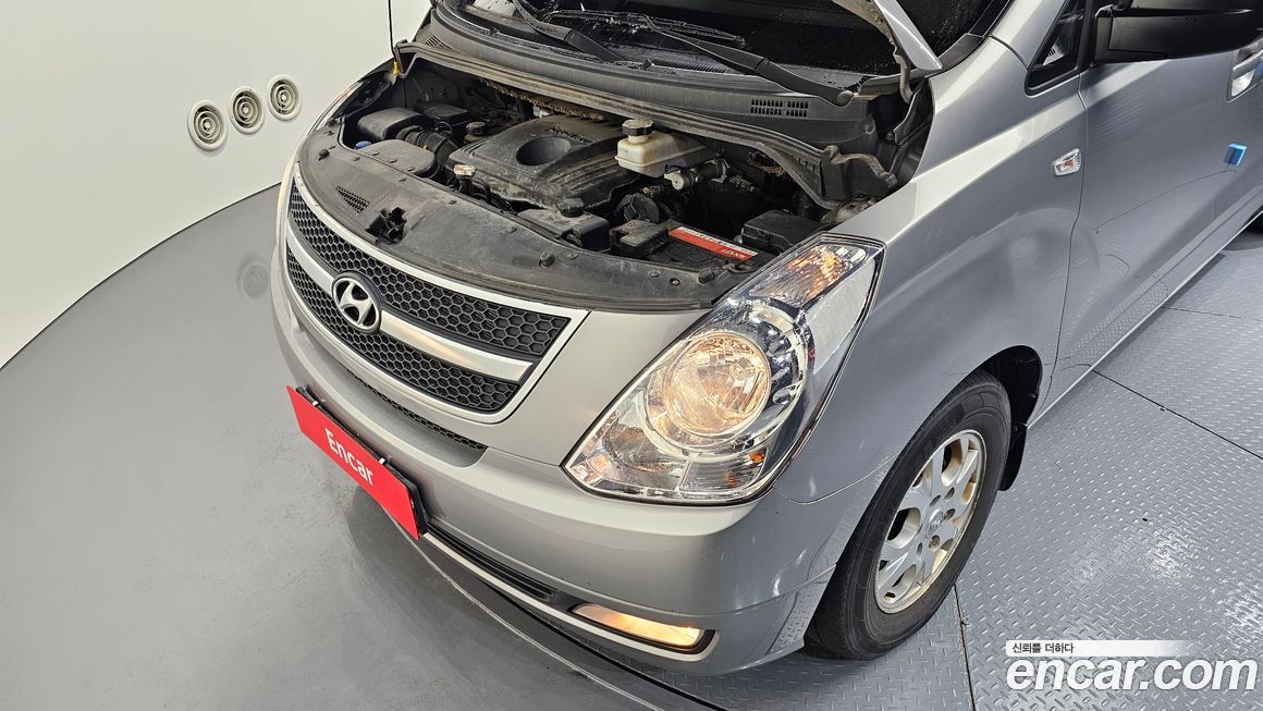 Hyundai Starex 2013