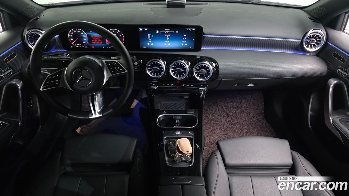 Mercedes-Benz A-Class 2024