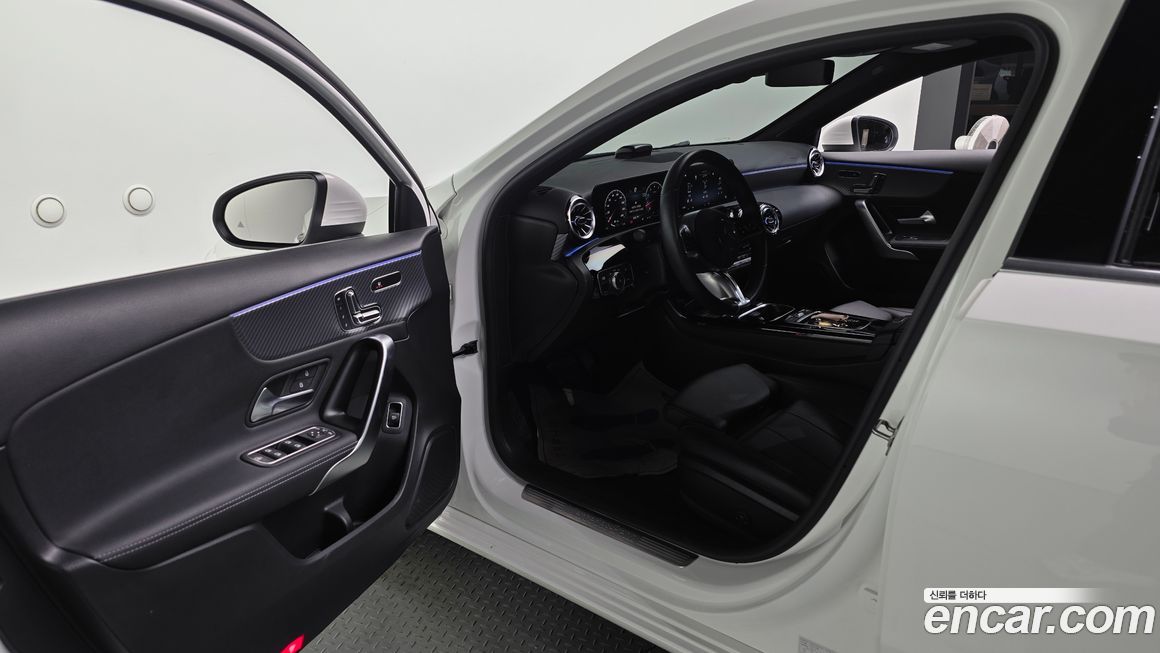 Mercedes-Benz A-Class 2024