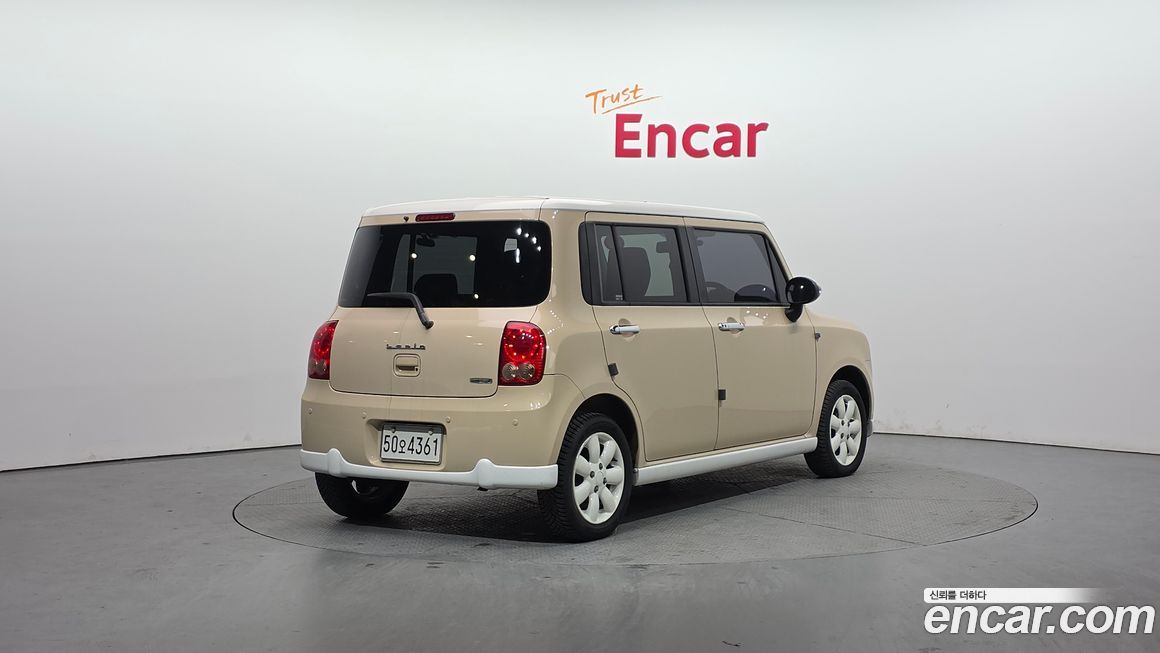 Suzuki Alto Lapin 2013