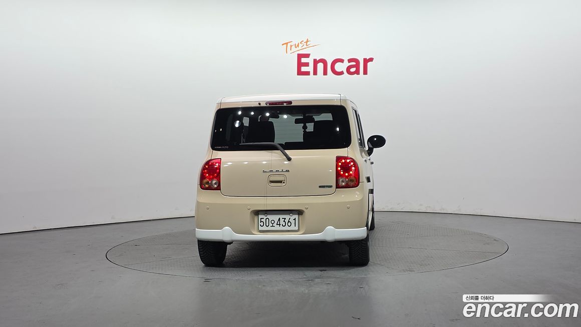Suzuki Alto Lapin 2013
