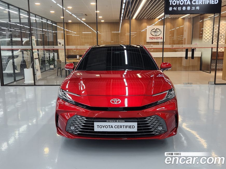 Toyota Camry 2025