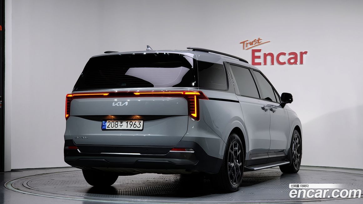 Kia Canival 2024