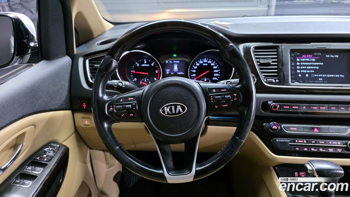 Kia Canival 2019