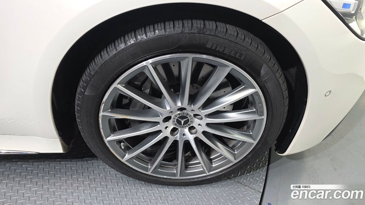 Mercedes-Benz S-Class 2022