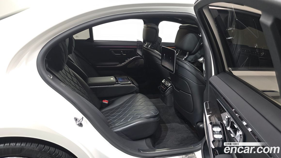 Mercedes-Benz S-Class 2022