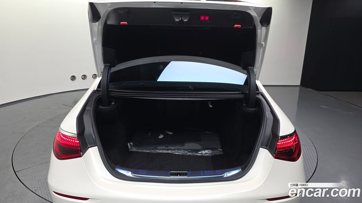 Mercedes-Benz S-Class 2022