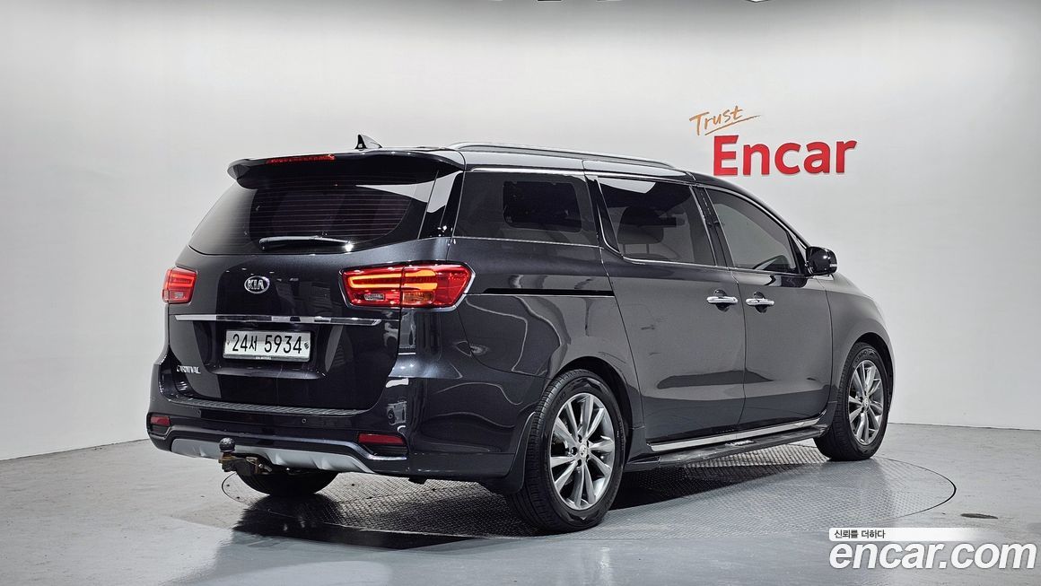 Kia Canival 2019