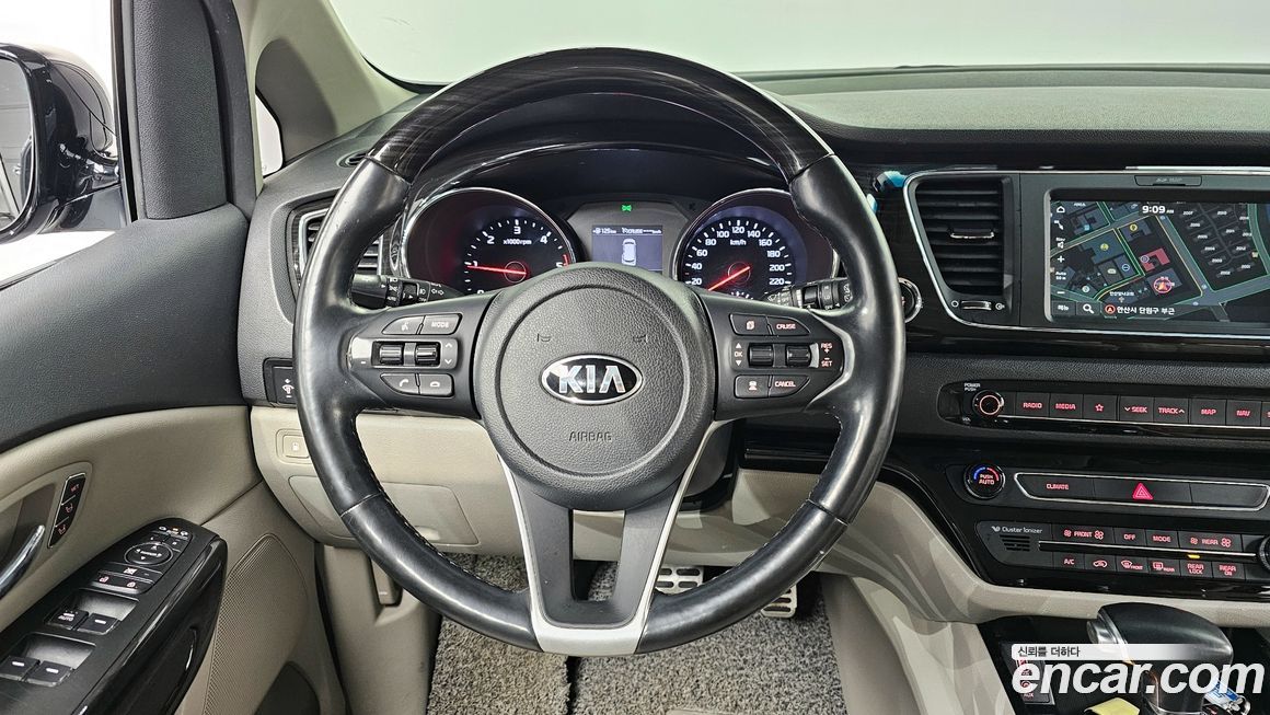 Kia Canival 2019