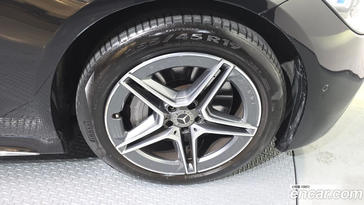 Mercedes-Benz S-Class 2022